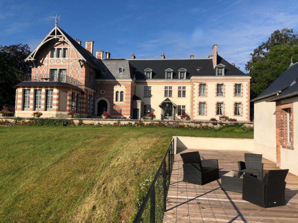 Chateau De La Faye Menetreol-sur-Sauldre Luaran gambar